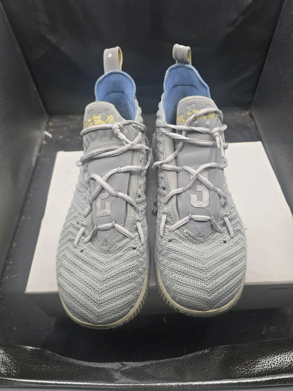 Nike Light Gray‎ Sneakers with Blue Interior